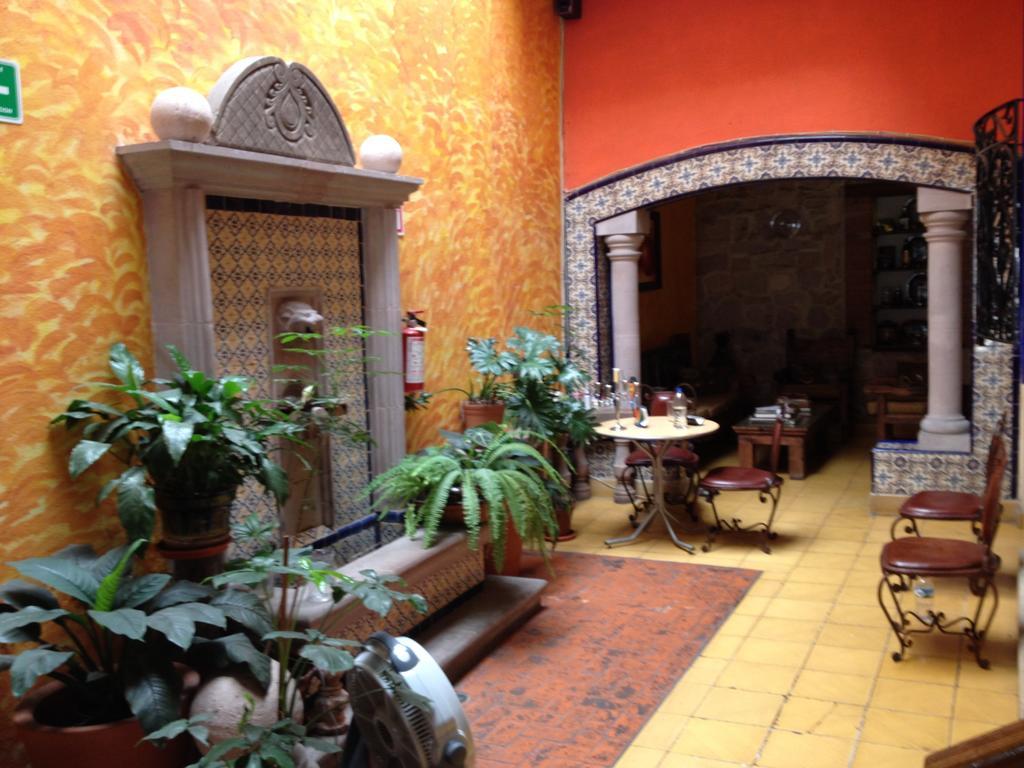 Hostal Casa Castillo Μορέλια Εξωτερικό φωτογραφία