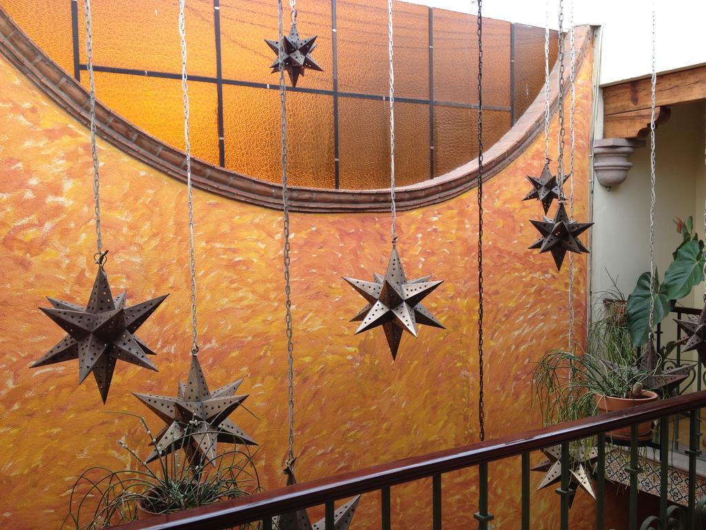 Hostal Casa Castillo Μορέλια Εξωτερικό φωτογραφία